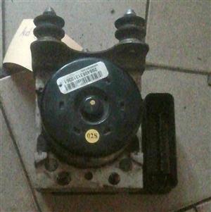 Audi Q7 abs pump