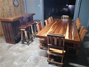 8 Seater Dining Room Siute with Bar Combo