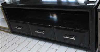 BLACK PLASMA STAND (S067857A)