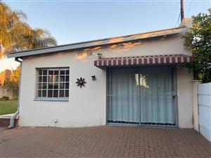 Garden Flat Pretoria Gardens In Apartments And Flats In Pretoria Junk Mail