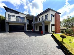 House For Sale in Copperleaf Golf & Country Estate