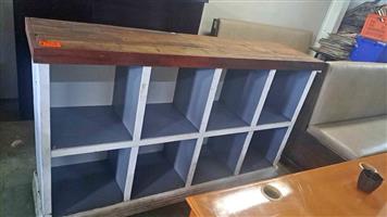 Wooden pigeonhole