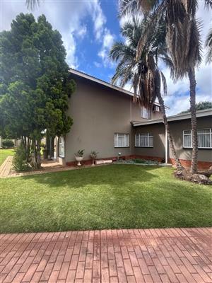 House For Sale in Bendor