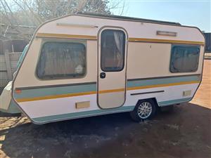 1985 Gypsey Caravette 5