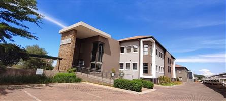 Office Rental Monthly in Silver Lakes