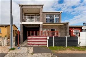 House For Sale in Silvertown