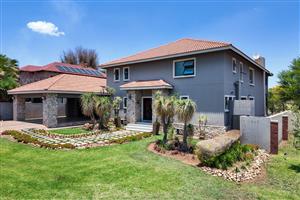 House For Sale in Pebble Rock Golf Village