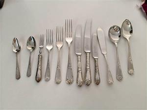 Kings pattern Sheffield cutlery. There are 12 pieces of each.
