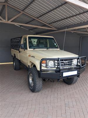 2003 Land Cruiser 79 Bakkie