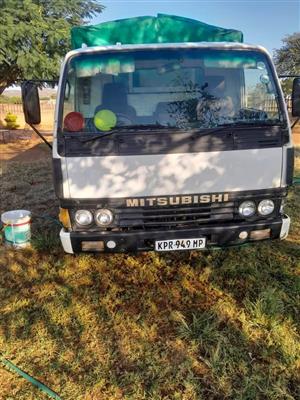 Mitsubishi Canter-        