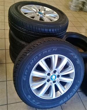 18" VW Amarok original mags with 265/60/18 Dunlop Grandtrek A/T brand new set