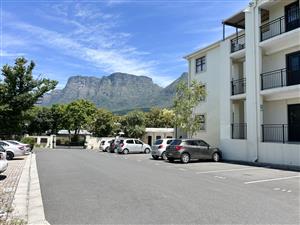 Apartment For Sale in Rondebosch