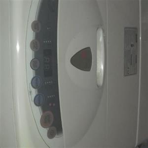 7 kg automatic washing machine for sale R500
