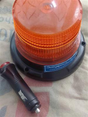 Emergency Light (magnetic or screen)