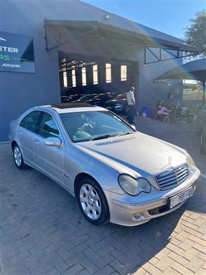 2005 MERCEDES BENZ c180 KOMMORESSOR
