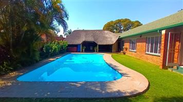 SPACIOUS 5 BEDROOM FAMILY HOME WITH FLATLET FOR SALE IN MONTANA - PHONE  TO VIEW