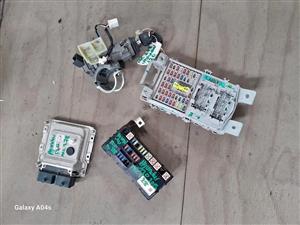HYUNDAI I20 2015 1.2L G4LA ENGINE LOCKSET
