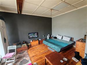 PERFECT INVESTMENT!! TWO HOUSES ON ONE ERF!