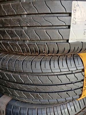 2x Wanderer tyres 
