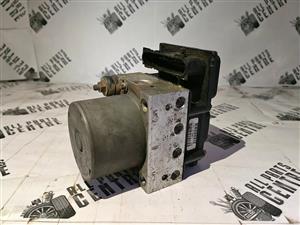 Nissan Qashqai J10 ABS pump for sale – Used