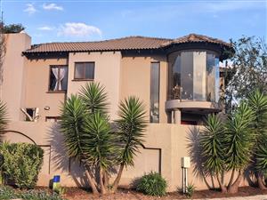Stunning double storey house for sale in Sonneveld