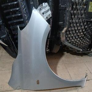 Nissan Almera fender 