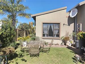 Charming 2-bedroom house for sale in Casa Valde Retirement Village!