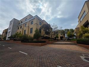 2760m2 Floor Space to Let at 300 Middel Brooklyn