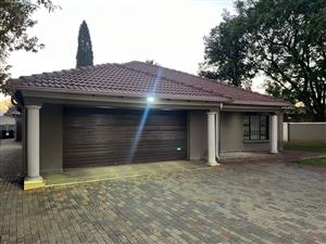 3 BEDROOM HOUSE FOR SALE IN DAWNPARK - BOKSBURG