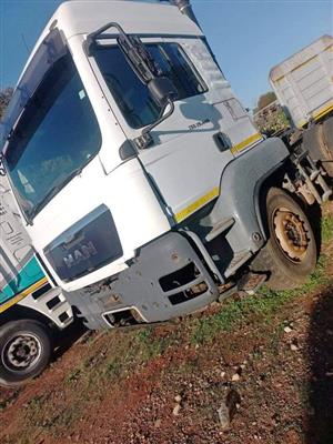 MAN tgs/tga/tgx trucks stripping for parts