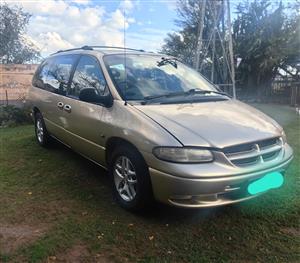  2008 Chrysler Voyager 3.3 V6 LX – Spacious Family Ride