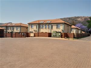 Townhouse For Sale in Amandasig