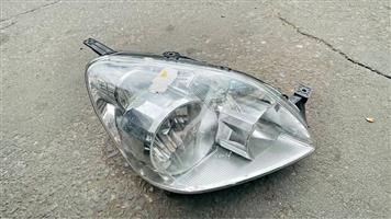 Honda CR-V headlight 2005