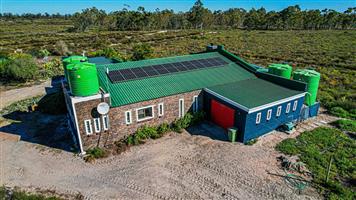 Off-Grid, Self-Sustainable 20-Hectare Farm Oasis in the Countryside – Just 1.5 Hours from Cape Town