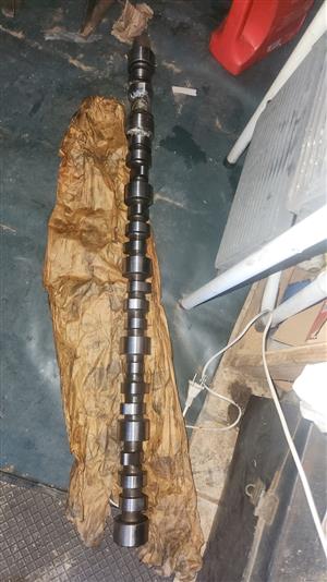 IXF Camshaft Freightliner 