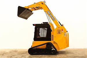 Nee Revaro Trex 712 tracsteers available