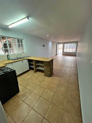 2 Bedroom cottage to let