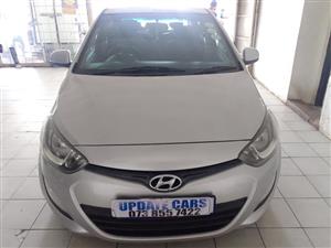 2013 HYUNDAI I20 1 4 76,000KM SILVER COLOR PETROL MANUAL 
