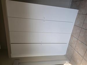 Spacious 2 bed, 2 bath ground floor in Domicana Northgate