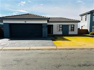 House Rental Monthly in Rua Vista