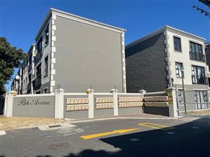 Apartment For Sale in Parklands