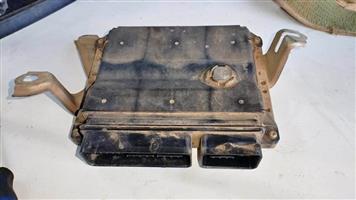 Toyota Yaris 2nz ecu computer box