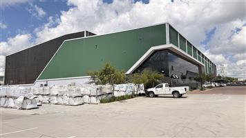AAA-Grade Freestanding 7 600m² Warehouse To Let, N1 Highway Facing, Superlink Access, Louwlardia