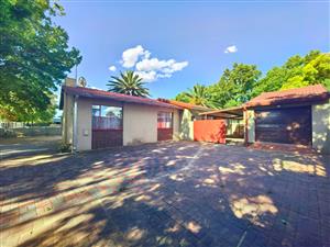 This family house is walking distance to shopping centers and schools