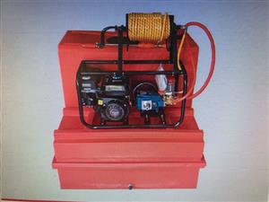 Fire Fighter/Power Sprayer Complete in frame / 7hp petrol engine