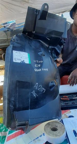 Mercedes W203 fender liner for sale