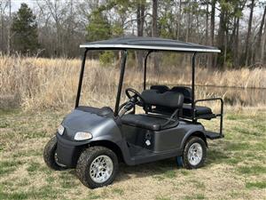 2020 E-Z-GO RXV
