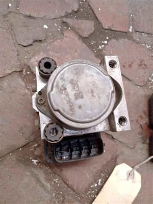 Toyota Quantum 2.5d 2kd abs pump