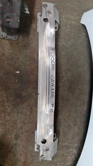 Porsche Cheyenne stiffener
