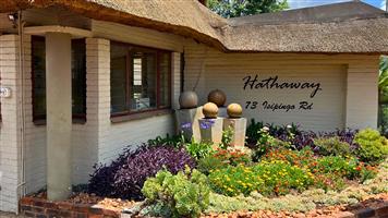 Apartment For Sale, Paulshof, Sandton